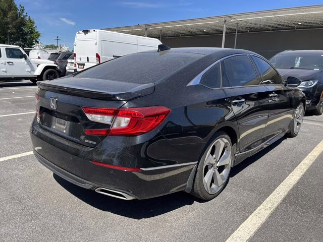 2018 Crystal Black Pearl Honda Accord Sedan Touring 1.5T FWD Sedan