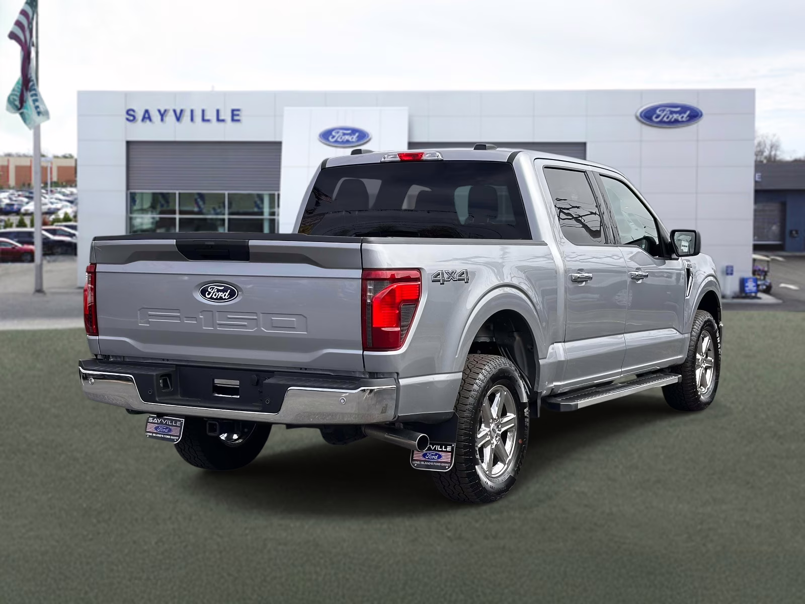 2025 Iconic Silver Metallic Ford F-150 XLT 4WD SuperCrew 5.5' Box 4X4 Truck