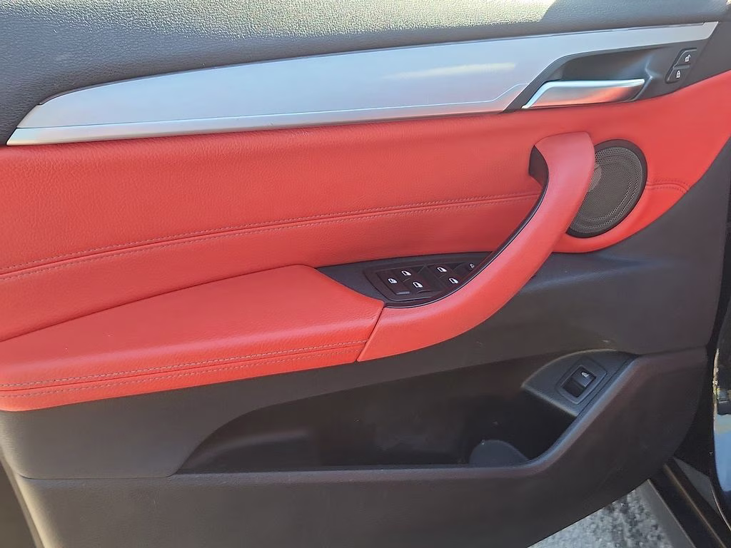 2020 Black Sapphire Metallic BMW X2 xDrive28i AWD SUV