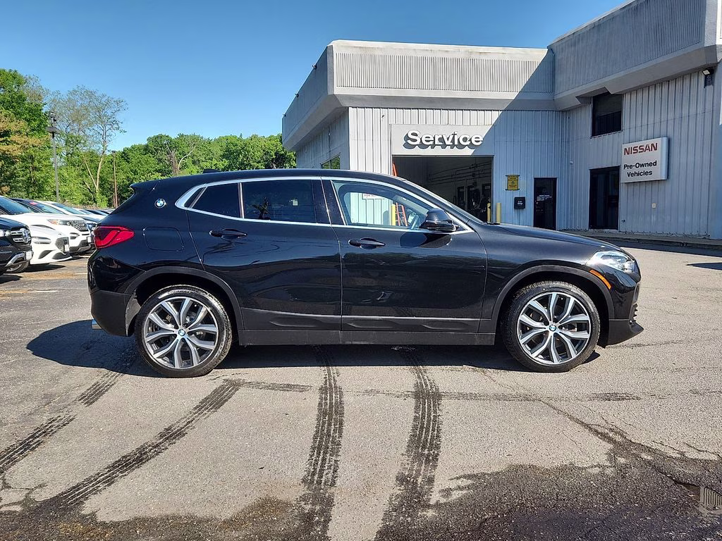 2020 Black Sapphire Metallic BMW X2 xDrive28i AWD SUV