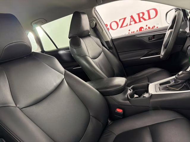 2020 Magnetic Gray Metallic Toyota RAV4 LE FWD SUV