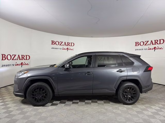 2020 Magnetic Gray Metallic Toyota RAV4 LE FWD SUV