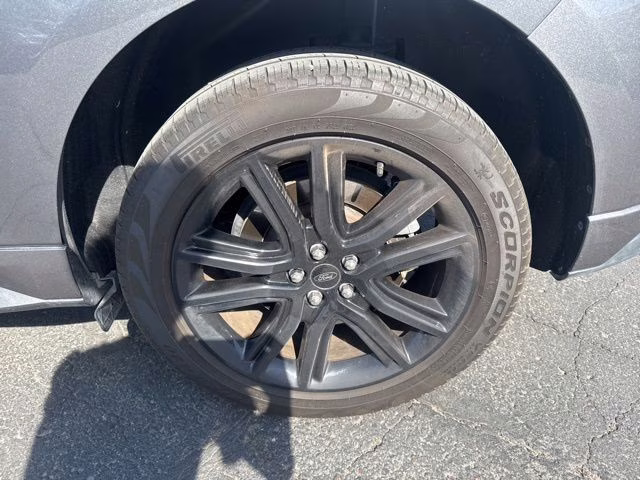 2023 Carbonized Gray Metallic Ford Edge ST Line AWD SUV