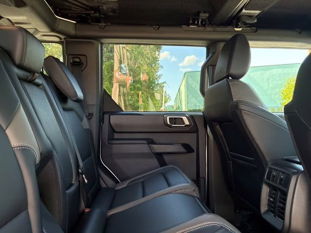 2025 Oxford White Ford Bronco Outer Banks 4X4 SUV