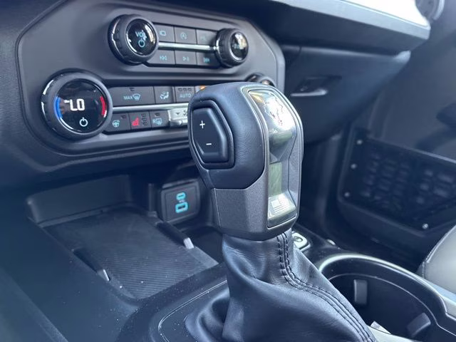 2025 Oxford White Ford Bronco Outer Banks 4X4 SUV