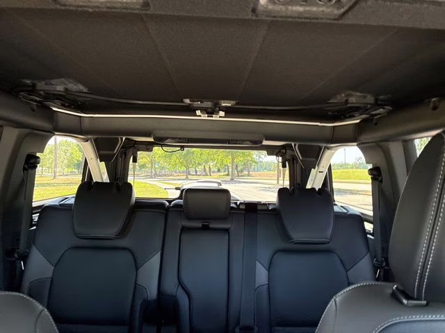 2025 Oxford White Ford Bronco Outer Banks 4X4 SUV