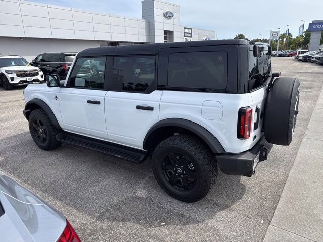 2025 Oxford White Ford Bronco Outer Banks 4X4 SUV