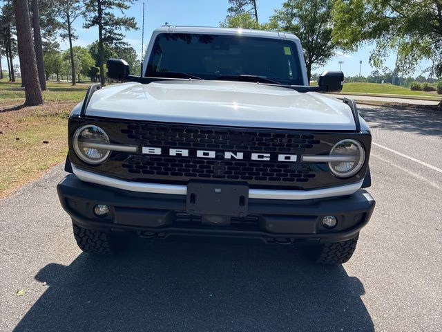 2025 Oxford White Ford Bronco Outer Banks 4X4 SUV