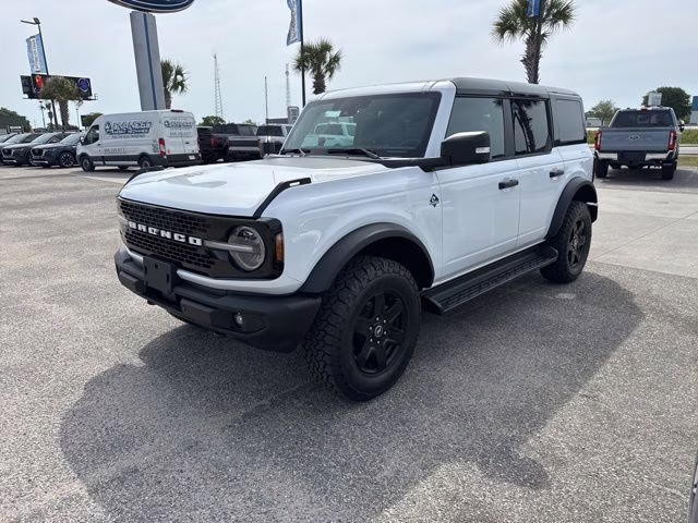 2025 Oxford White Ford Bronco Outer Banks 4X4 SUV