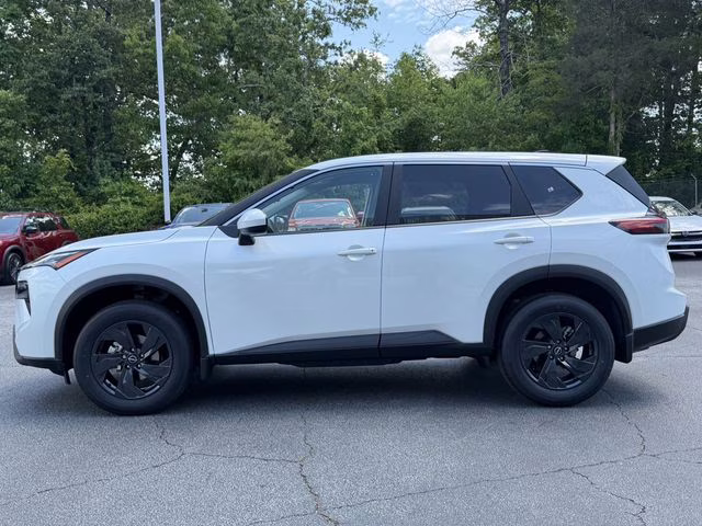 2026 Everest White Pearl Tricoat Nissan Rogue SV FWD SUV