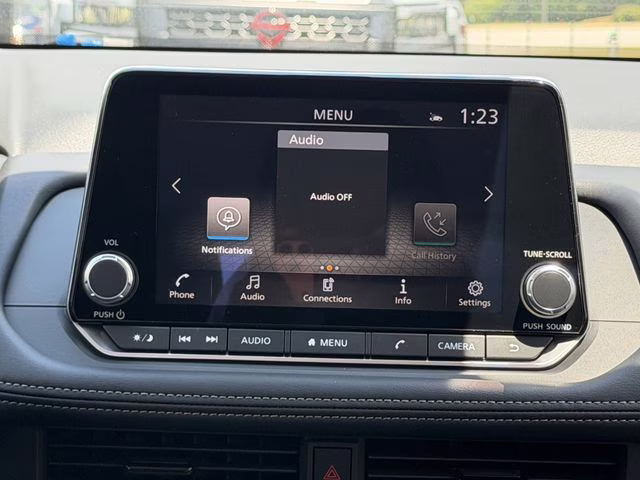 2026 Everest White Pearl Tricoat Nissan Rogue SV FWD SUV