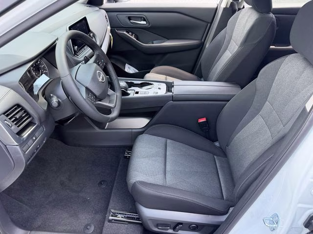 2026 Everest White Pearl Tricoat Nissan Rogue SV FWD SUV