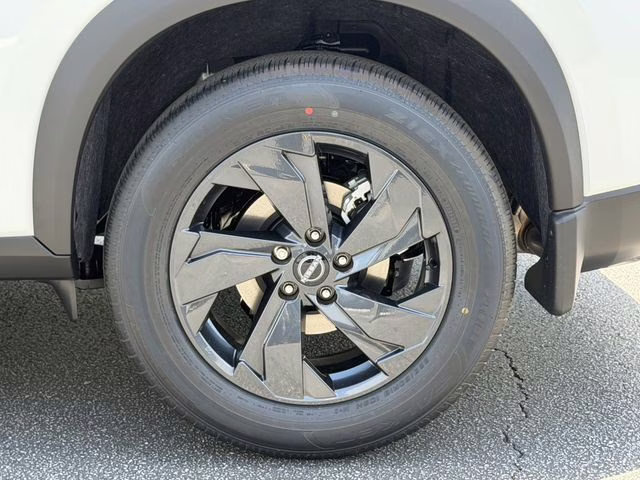 2026 Everest White Pearl Tricoat Nissan Rogue SV FWD SUV