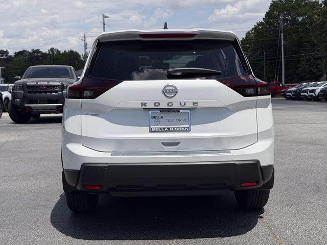 2026 Everest White Pearl Tricoat Nissan Rogue SV FWD SUV