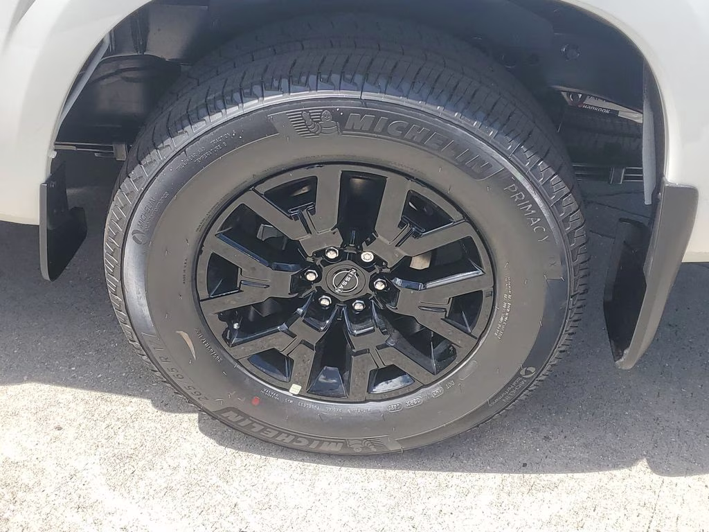 2026 Glacier White Nissan Frontier SV RWD Truck