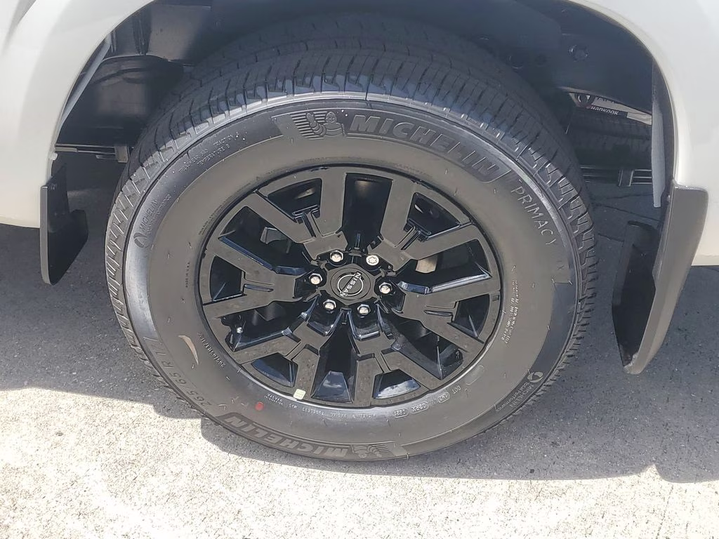 2026 Glacier White Nissan Frontier SV RWD Truck