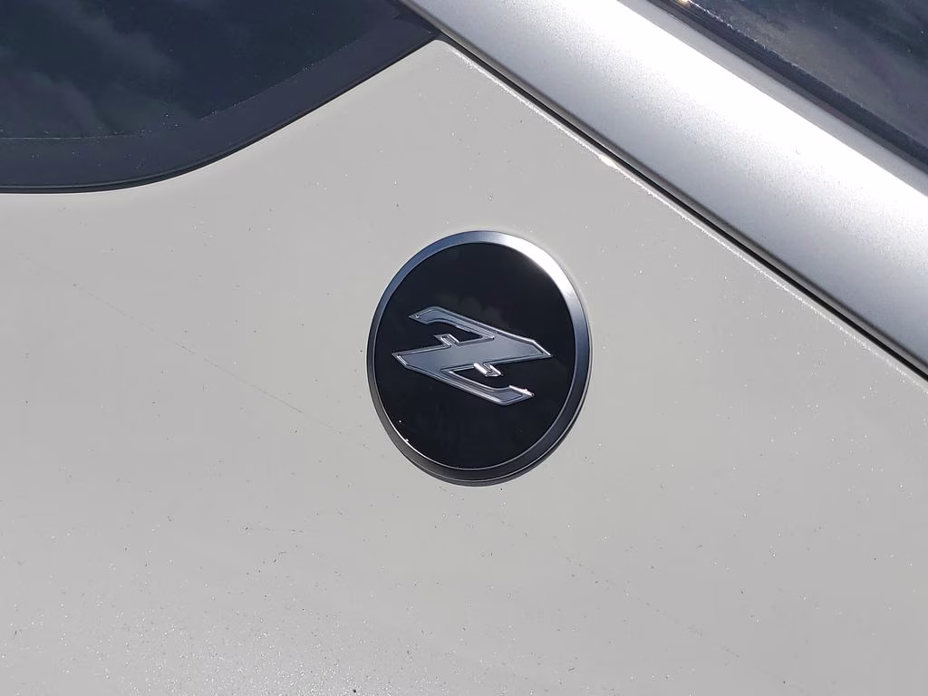 2026 Pearl White/Super Black Nissan Z Sport RWD Coupe