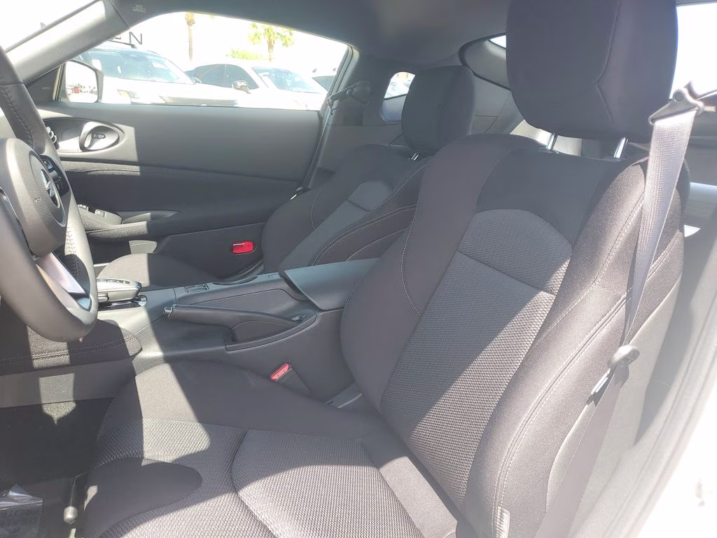 2026 Pearl White/Super Black Nissan Z Sport RWD Coupe