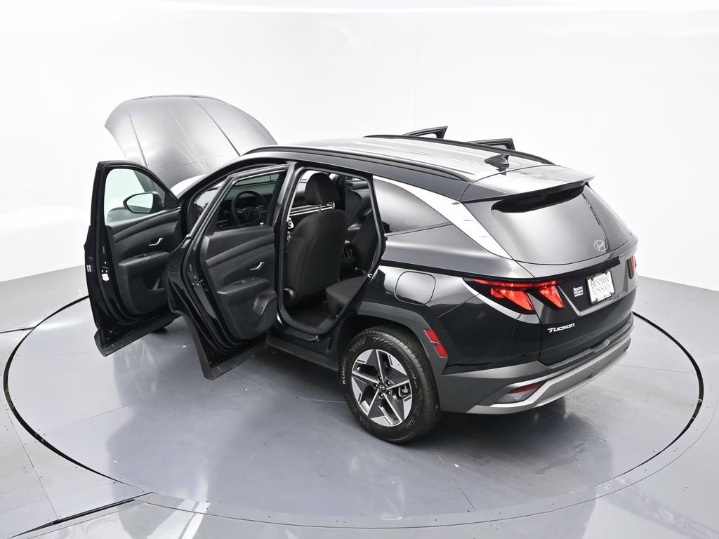 2025 Phantom Black Hyundai Tucson SEL AWD SUV
