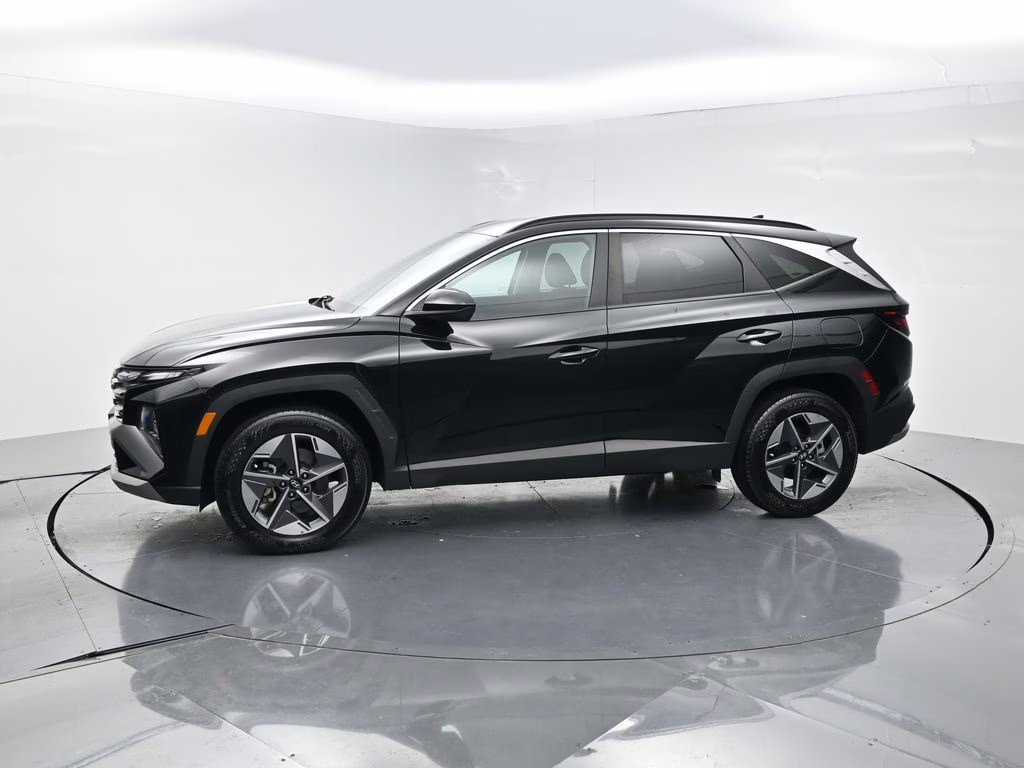 2025 Phantom Black Hyundai Tucson SEL AWD SUV
