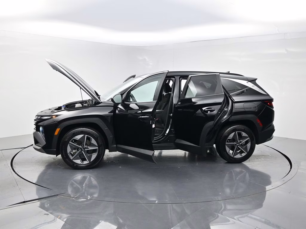 2025 Phantom Black Hyundai Tucson SEL AWD SUV