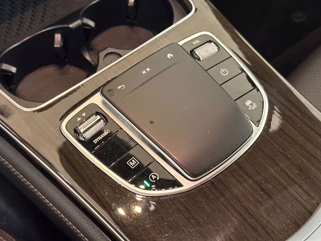 2020 Iridium Silver Metallic Mercedes-Benz GLC GLC 300 RWD SUV