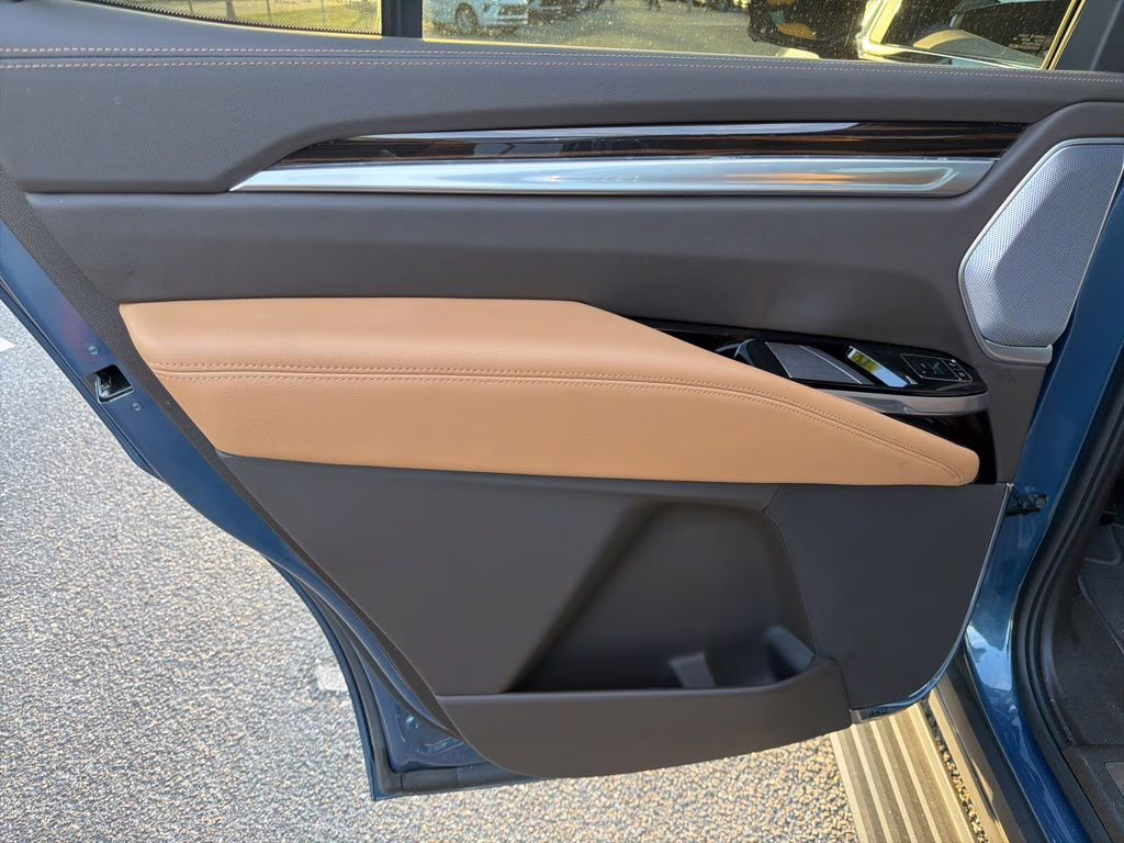 2025 Deep Sea Metallic Cadillac Escalade Premium Luxury 4X4 SUV