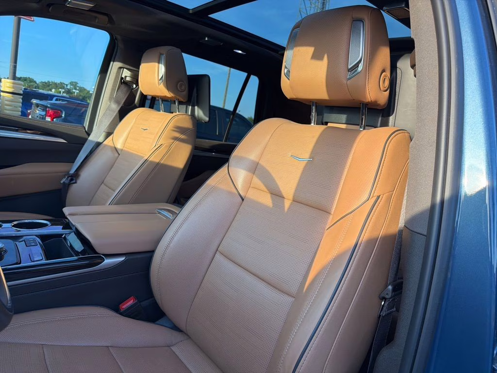 2025 Deep Sea Metallic Cadillac Escalade Premium Luxury 4X4 SUV