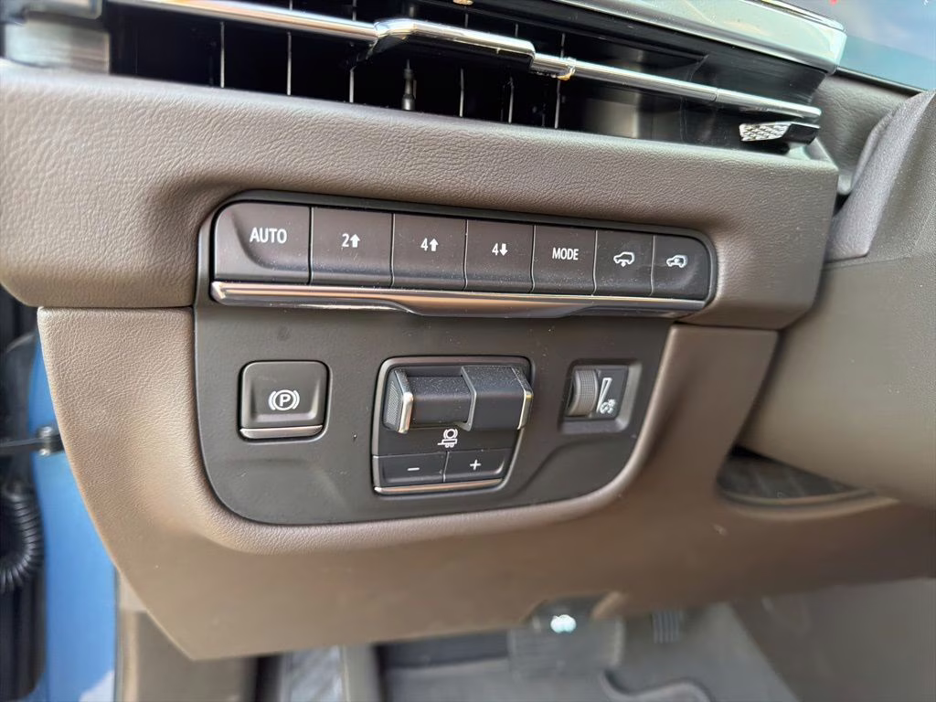 2025 Deep Sea Metallic Cadillac Escalade Premium Luxury 4X4 SUV