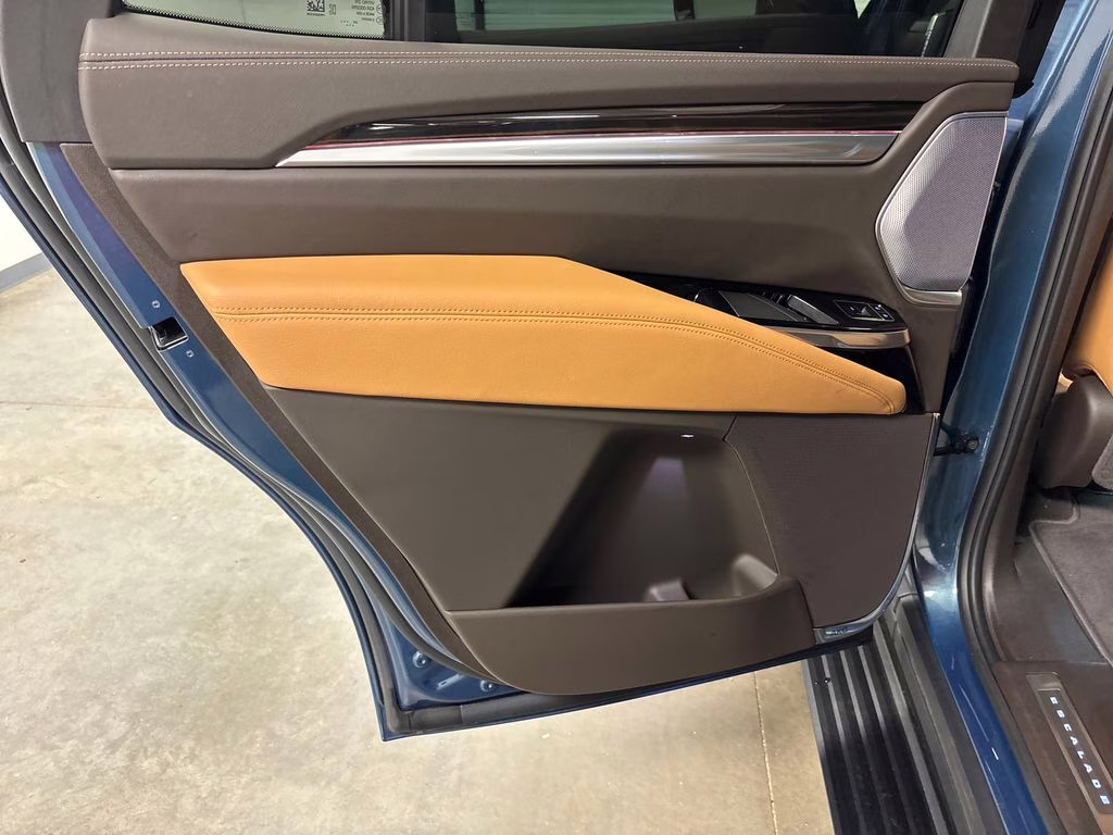 2025 Deep Sea Metallic Cadillac Escalade Premium Luxury 4X4 SUV