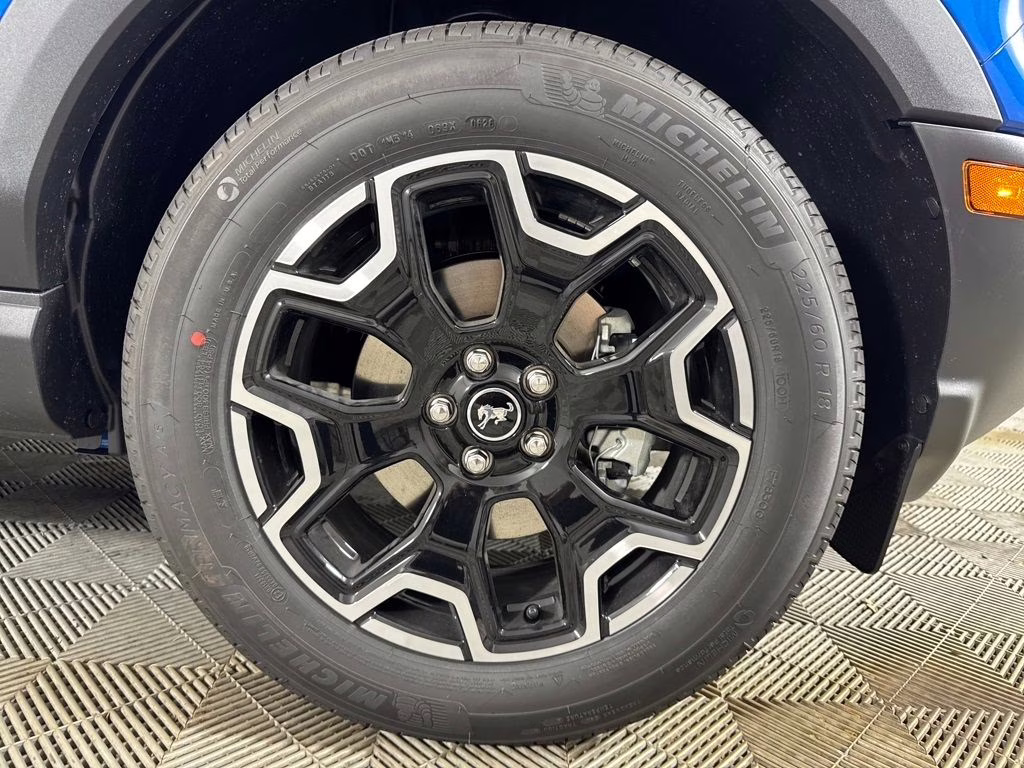 2026 Velocity Blue Metallic Ford Bronco Sport Outer Banks 4X4 SUV