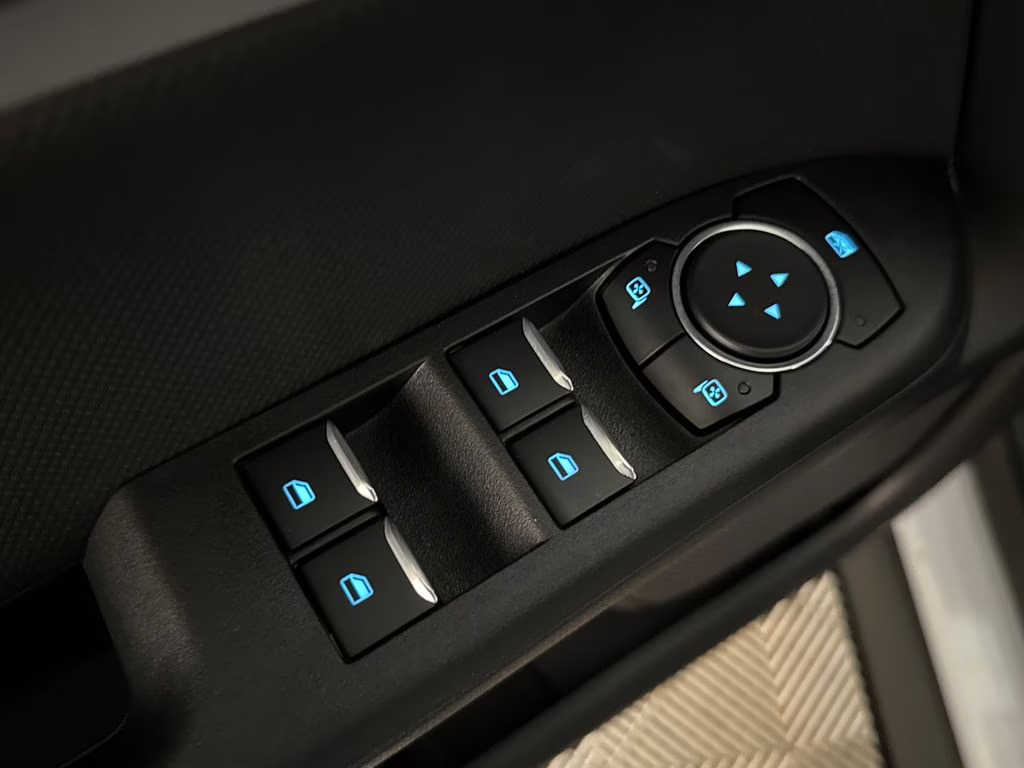 2026 Space White Metallic Ford Bronco Sport Badlands 4X4 SUV