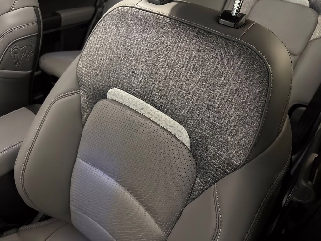 2026 Space White Metallic Ford Bronco Sport Badlands 4X4 SUV