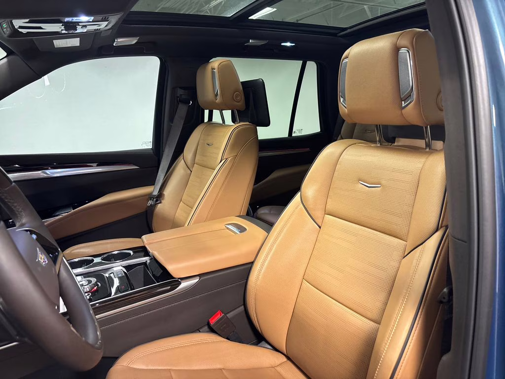 2025 Deep Sea Metallic Cadillac Escalade Premium Luxury 4X4 SUV
