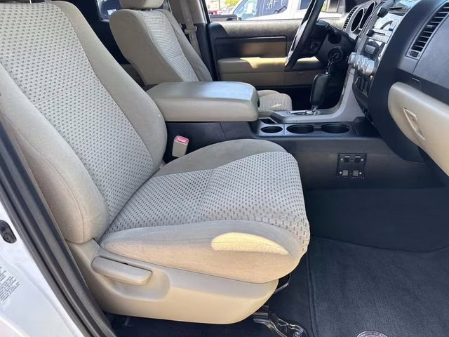 2013 Super White Toyota Tundra Grade RWD Truck