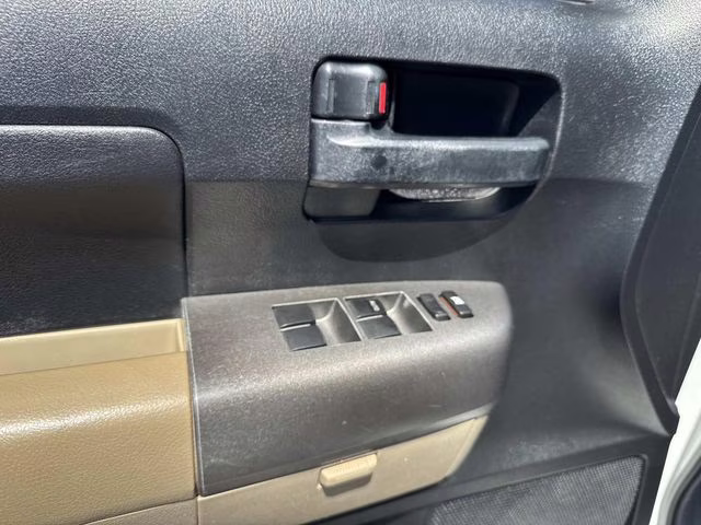 2013 Super White Toyota Tundra Grade RWD Truck