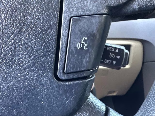 2013 Super White Toyota Tundra Grade RWD Truck