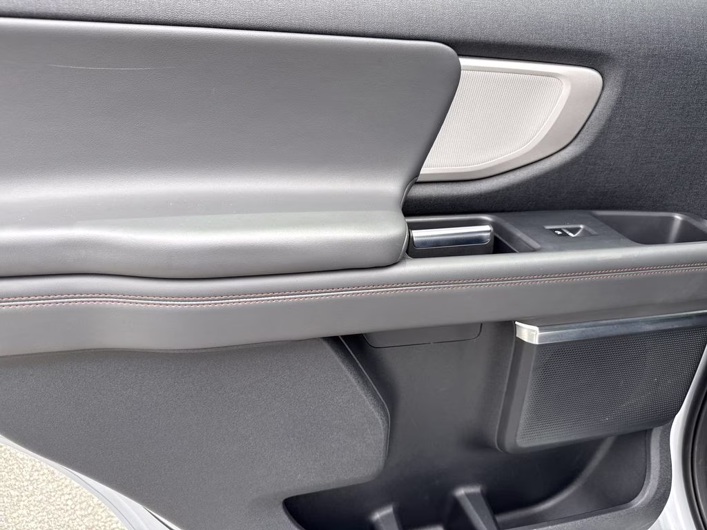 2025 Space Silver Metallic Ford Expedition Active 4X4 SUV