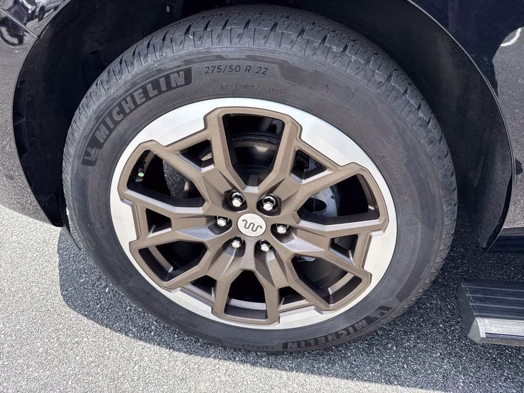 2025 Agate Black Metallic Ford Expedition King Ranch 4X4 SUV