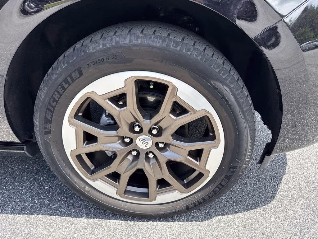 2025 Agate Black Metallic Ford Expedition King Ranch 4X4 SUV