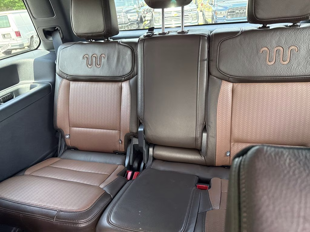 2025 Agate Black Metallic Ford Expedition King Ranch 4X4 SUV