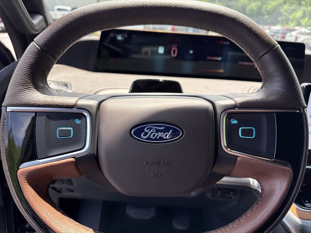2025 Agate Black Metallic Ford Expedition King Ranch 4X4 SUV