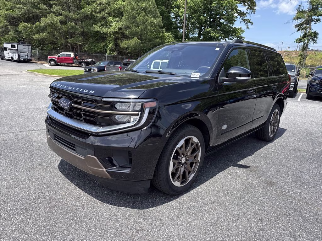 2025 Agate Black Metallic Ford Expedition King Ranch 4X4 SUV