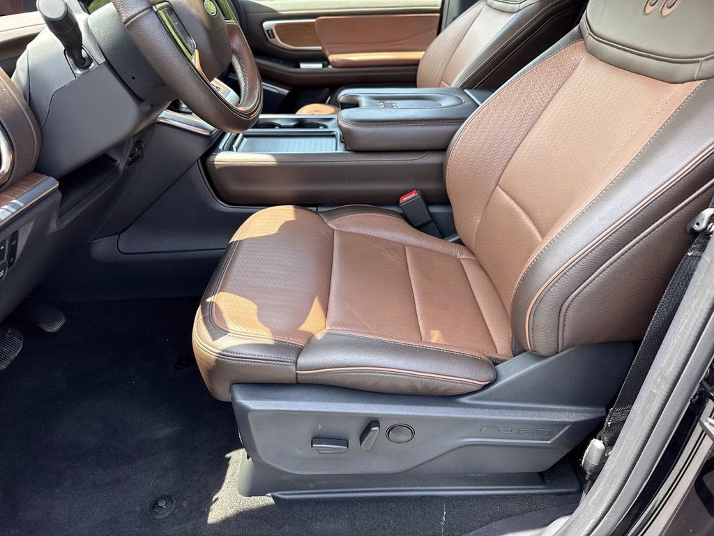 2025 Agate Black Metallic Ford Expedition King Ranch 4X4 SUV