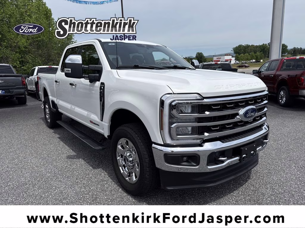 2024 Star White Metallic Tri-Coat Ford Super Duty F-250 SRW King Ranch 4X4 Truck
