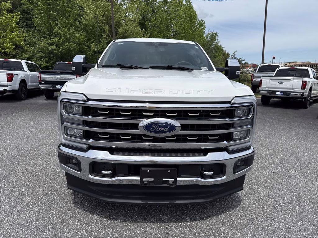 2024 Star White Metallic Tri-Coat Ford Super Duty F-250 SRW King Ranch 4X4 Truck