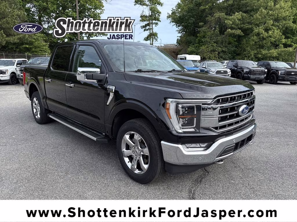 2023 Agate Black Metallic Ford F-150 Lariat 4X4 Truck