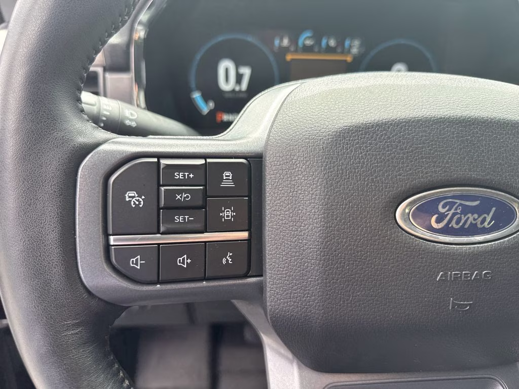 2023 Agate Black Metallic Ford F-150 Lariat 4X4 Truck