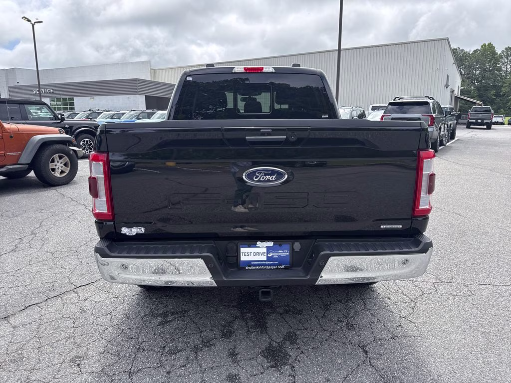 2023 Agate Black Metallic Ford F-150 Lariat 4X4 Truck