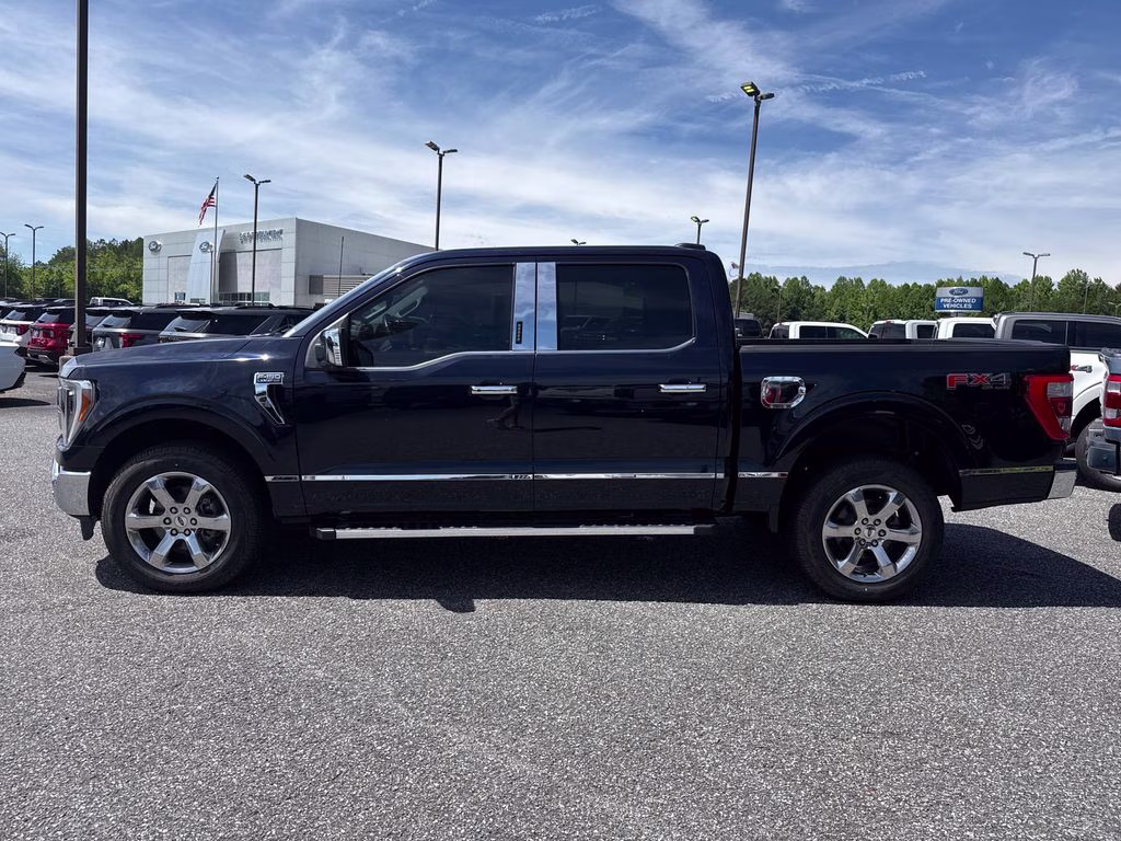 2023 Antimatter Blue Metallic Ford F-150 Lariat 4X4 Truck